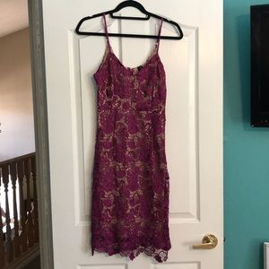 LULUS lace magenta dress